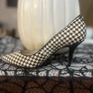 Michael Kors Size 6 heels.